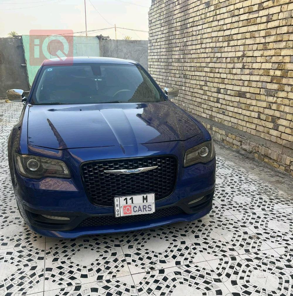 کرایسلەر 300